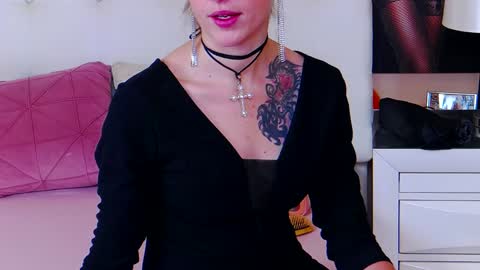 Jessica online show from 12/03/24, 06:37