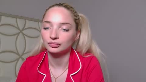 Jessica online show from 11/28/25, 03:31