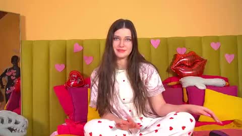 Snapshot of jessicajewells45 chatting on 02/11/26, 06:51 Jessica online show from 02/11/26, 06:51