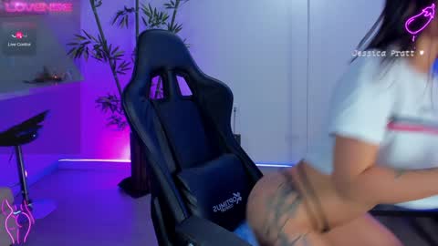 Snapshot of jessicapratt chatting on 01/16/25, 07:52 Jessica Pratt IG jessicaxpratt online show from 01/16/25, 07:52