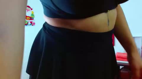 Snapshot of jessicarabbit4 chatting on 12/27/24, 11:06 jessicarabbit4 online show from 12/27/24, 11:06