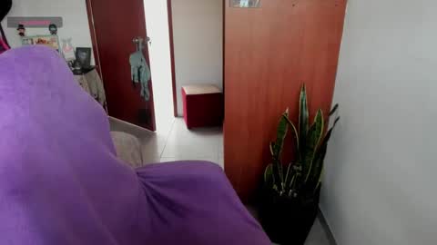 jessicarobbit online show from 02/13/25, 12:43