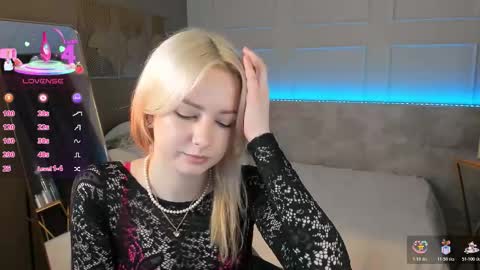 Snapshot of jessie_cuti chatting on 02/22/26, 01:42 Jessie online show from 02/22/26, 01:42