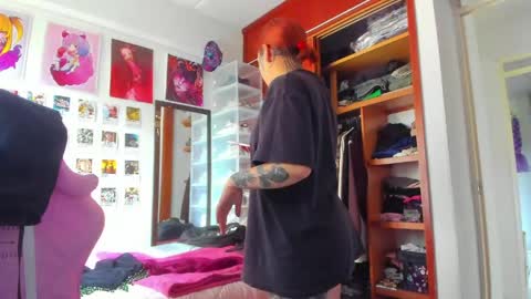 Snapshot of jessie_williams_01 chatting on 05/19/26, 06:47 Your Sweet Angel online show from 05/19/26, 06:47