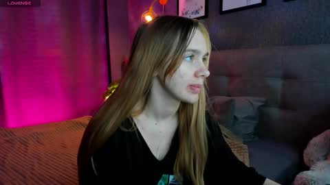 Jessie online show from 10/25/25, 08:22