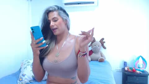 JESSI GOMEZ online show from 12/29/24, 09:41