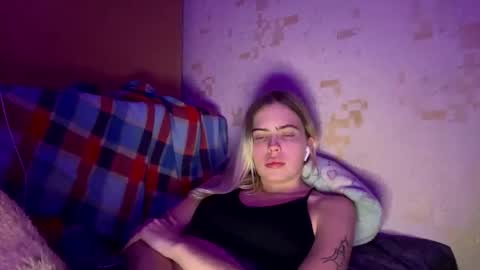 jessika_evans online show from 12/13/25, 08:04