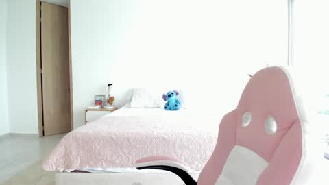    online show from 12/22/24, 03:44