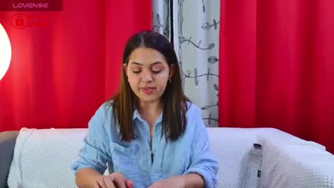 Snapshot of jessthewicked chatting on 12/21/25, 06:59 JessTheWicked online show from 12/21/25, 06:59