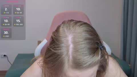 Snapshot of jessy_comely chatting on 02/22/26, 06:17 Jessy online show from 02/22/26, 06:17