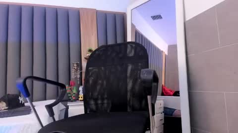 Snapshot of jessy_withe chatting on 05/09/26, 08:36 JESSY WITHE NEW ACCOUNT online show from 05/09/26, 08:36