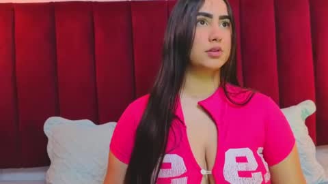 Snapshot of jessyjcortes chatting on 06/19/26, 12:37 JESSY CORTES online show from 06/19/26, 12:37