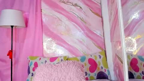 Snapshot of jessyzoe chatting on 04/19/26, 02:49 Jessy online show from 04/19/26, 02:49