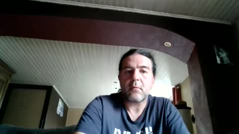 Snapshot of jeuxbi4269 chatting on 06/08/26, 07:31 jeuxbi4269 online show from 06/08/26, 07:31