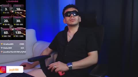 jey_saint online show from 12/05/25, 10:57