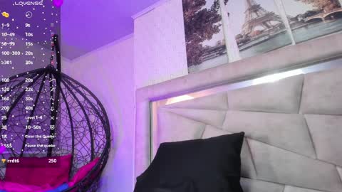 Snapshot of jeyandblae_ chatting on 12/10/24, 10:05 Jey online show from 12/10/24, 10:05