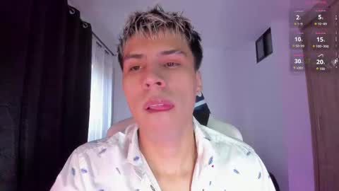 Snapshot of jeyden_camilo chatting on 09/22/25, 09:28 Jeyden Camilo online show from 09/22/25, 09:28