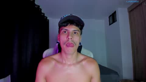 Snapshot of jeyden_camilo chatting on 03/21/26, 02:38 Jeyden Camilo online show from 03/21/26, 02:38