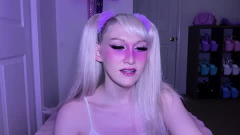 Snapshot of jeylababe chatting on 04/12/26, 02:38 online show from 04/12/26, 02:38