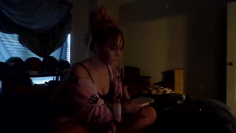 Jezabellaa online show from 12/16/24, 08:26