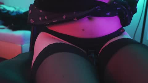 Snapshot of jfemk chatting on 01/19/25, 07:04 jfemk online show from 01/19/25, 07:04