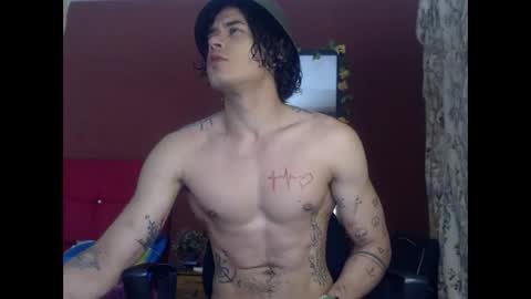 Snapshot of jffer_slhom chatting on 10/19/25, 07:03 jffer_slhom online show from 10/19/25, 07:03