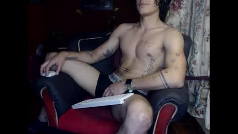 Snapshot of jffer_slhom chatting on 10/23/25, 04:01 jffer_slhom online show from 10/23/25, 04:01