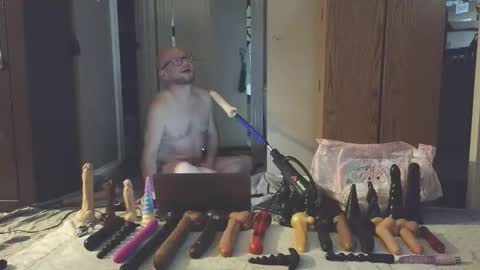 Snapshot of jghosty69 chatting on 10/26/25, 01:28 Nasty Cumslut online show from 10/26/25, 01:28