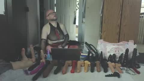 Snapshot of jghosty69 chatting on 11/02/25, 03:14 Nasty Cumslut online show from 11/02/25, 03:14