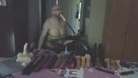 Snapshot of jghosty69 chatting on 03/22/26, 01:36 Nasty Cumslut online show from 03/22/26, 01:36