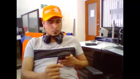 jhacks28 online show from 09/13/25, 08:41