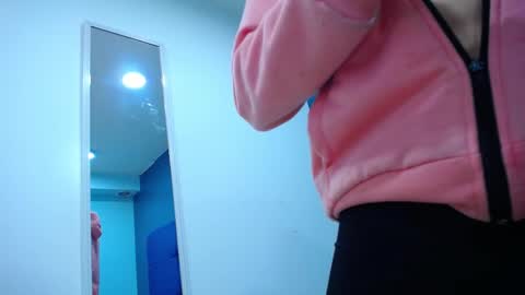 Jheampiero online show from 10/23/25, 03:33