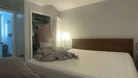 Snapshot of jhfromqueens chatting on 11/11/25, 02:33 jhfromqueens online show from 11/11/25, 02:33