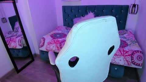 Jhiinny online show from 01/23/25, 11:04