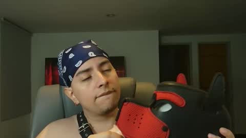 Jhoan Saenz online show from 10/16/25, 02:01