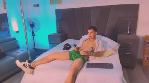 jhoanleandro online show from 02/05/25, 09:57