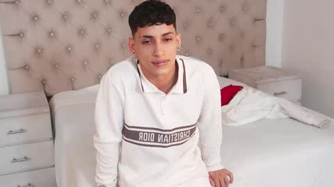 Snapshot of jhoanleandro chatting on 02/07/26, 03:32 jhoanleandro online show from 02/07/26, 03:32