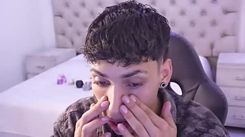 Snapshot of jhoanleandro chatting on 03/07/26, 05:37 jhoanleandro online show from 03/07/26, 05:37