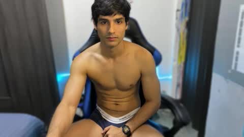 jhon online show from 12/22/25, 10:56