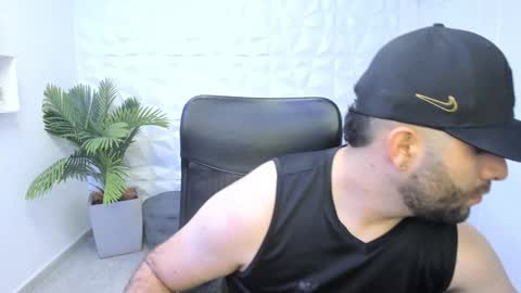 John Bear.... online show from 02/04/25, 11:16