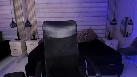 John Bear.... online show from 06/21/26, 02:58