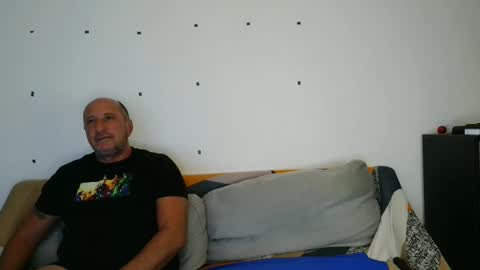 Snapshot of jhon_gade chatting on 01/20/25, 05:48 jhon_gade online show from 01/20/25, 05:48