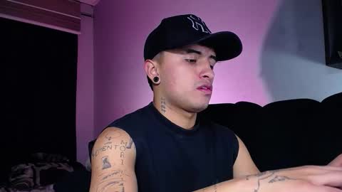 Snapshot of jhon_mendoza_ chatting on 10/08/25, 04:10 jhon_mendoza_ online show from 10/08/25, 04:10