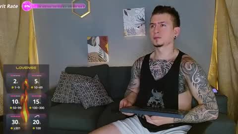 jhon online show from 09/18/25, 04:36