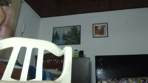 Snapshot of jhon_tommy chatting on 01/23/25, 11:26 jhon tommy online show from 01/23/25, 11:26