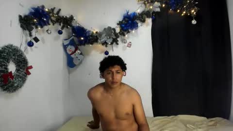 Snapshot of jhoner_browms chatting on 12/01/25, 12:21 jhoner_browms online show from 12/01/25, 12:21