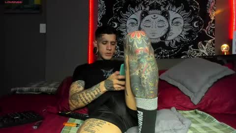 jhonny_ackerman online show from 04/17/26, 01:08