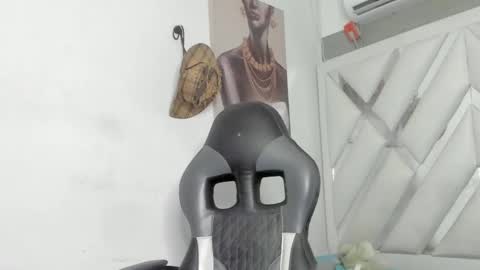 Snapshot of jhonny_flames7 chatting on 12/14/24, 10:13 jhonny online show from 12/14/24, 10:13