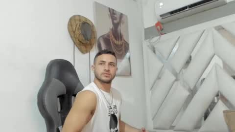 Snapshot of jhonny_flames7 chatting on 01/13/25, 03:56 jhonny online show from 01/13/25, 03:56