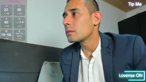 Snapshot of jhonyalzate chatting on 04/06/26, 01:25 Jhony Alzate online show from 04/06/26, 01:25